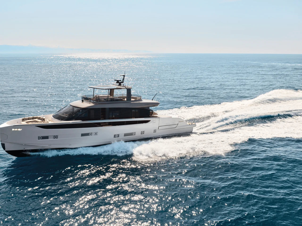 2027 Azimut Seadeck 9 – MarineMax