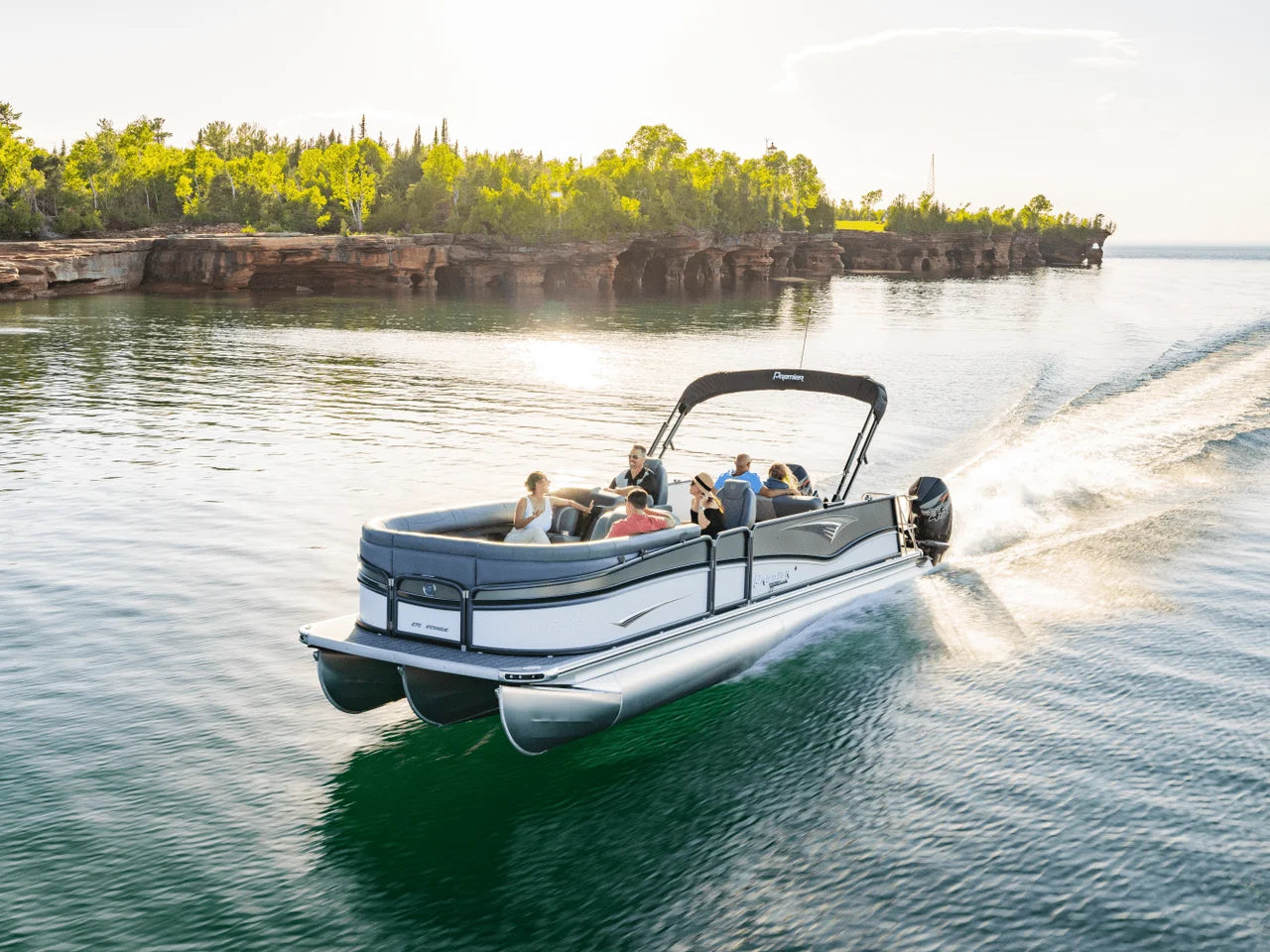 2026 Premier 270 Intrigue – MarineMax