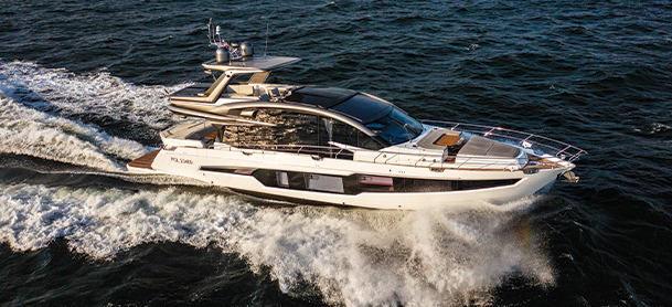 700 sky on deep blue water