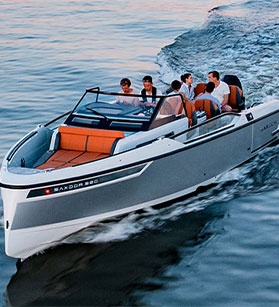 Saxdor boat with group of people sitting in the back
