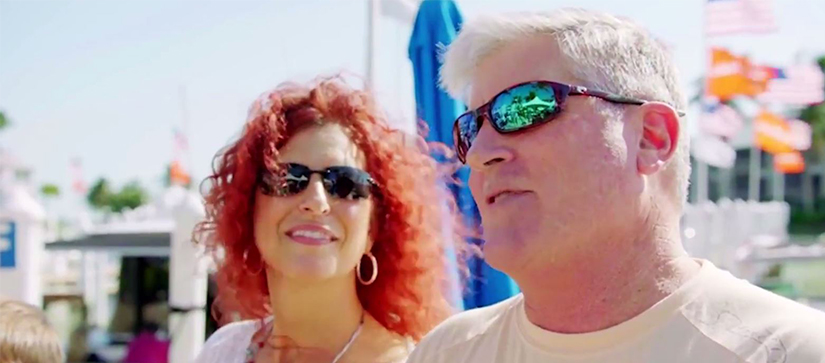 couple on a marinemax getaways