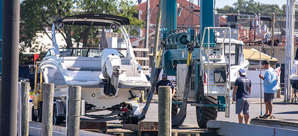 2 outboard boats at MarineMax Brick