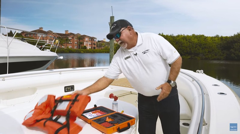 Boating Tips Video for Safe Cruising