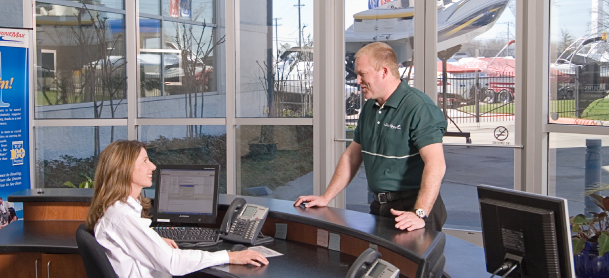 MarineMax service department helping a customer