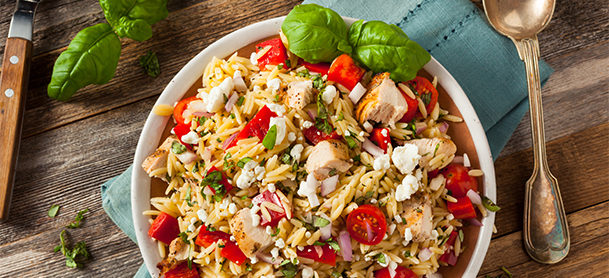 orzo pasta salad with chicken tomato and basil