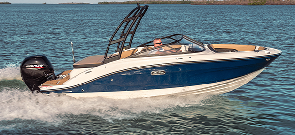 SPX 190 outboard on a nice blue lake