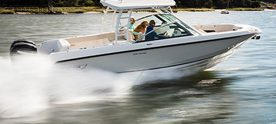 MarineMax Max Boat cruising