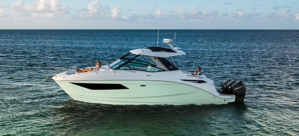 Sea Ray Sundancer Outboard still in the water