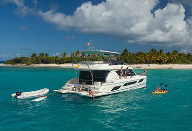 MarineMax Vacations charter power catamaran in the British Virgin Islands