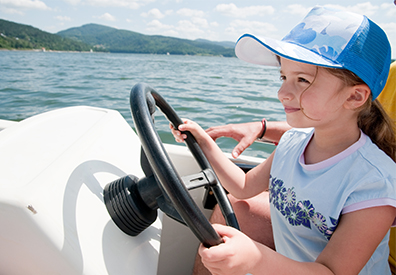 Kids in Boating Landing Page Image
