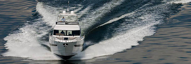 boat running with large wake