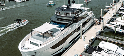 Boa Vida yacht christening