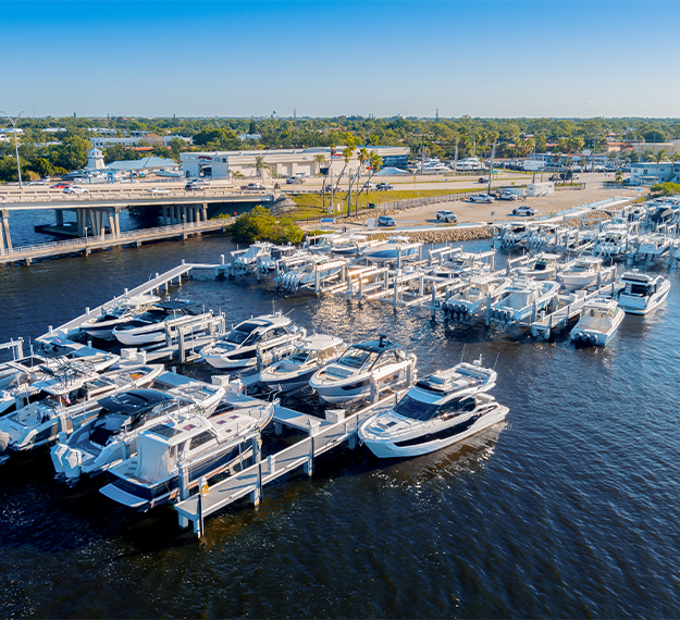 boats at docks at Stuart Marina