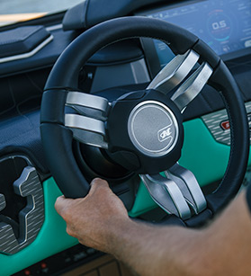 Steering wheel on a Nautique boat
