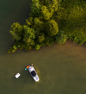 Arial view of a Sea Ray boat