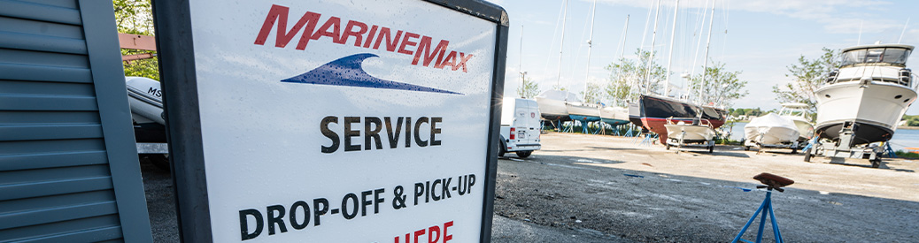 MarineMax Boston service sign