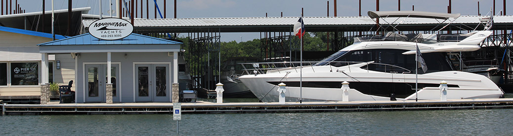 MarineMax Dallas Yacht Center dock and yacht docked