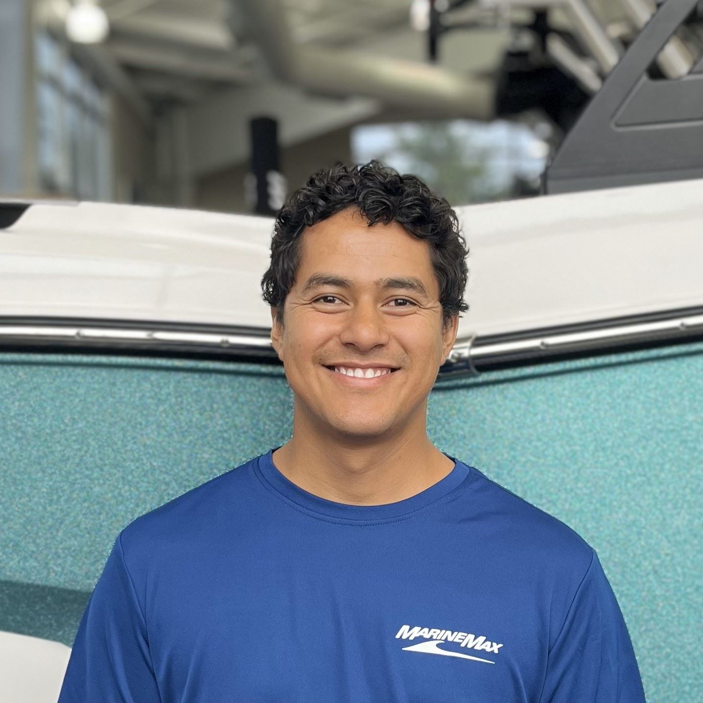 Headshot of Juan Gallardo