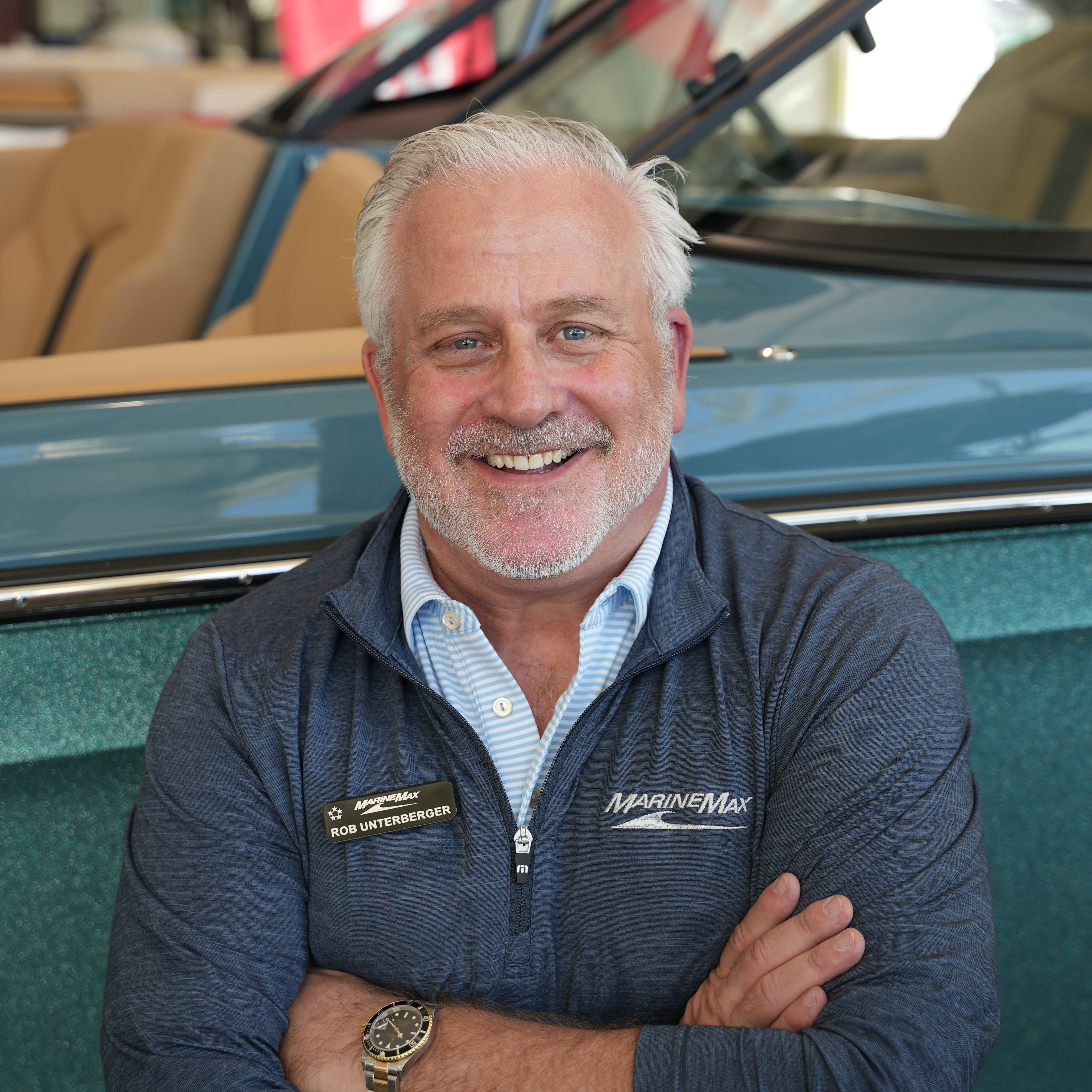 Headshot of Rob  Unterberger