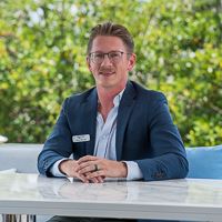 Headshot of Zach Miller