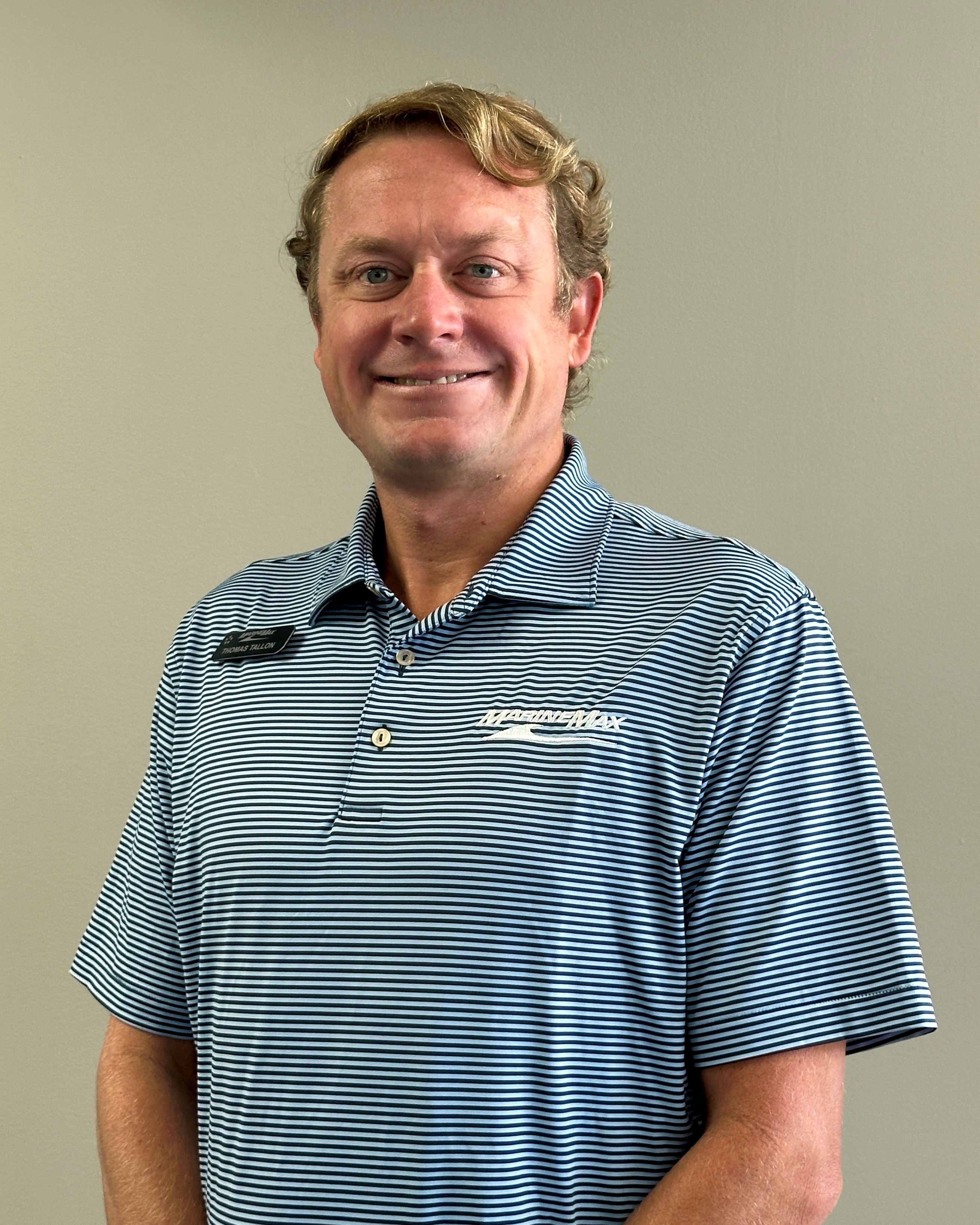 Headshot of Thomas Tallon