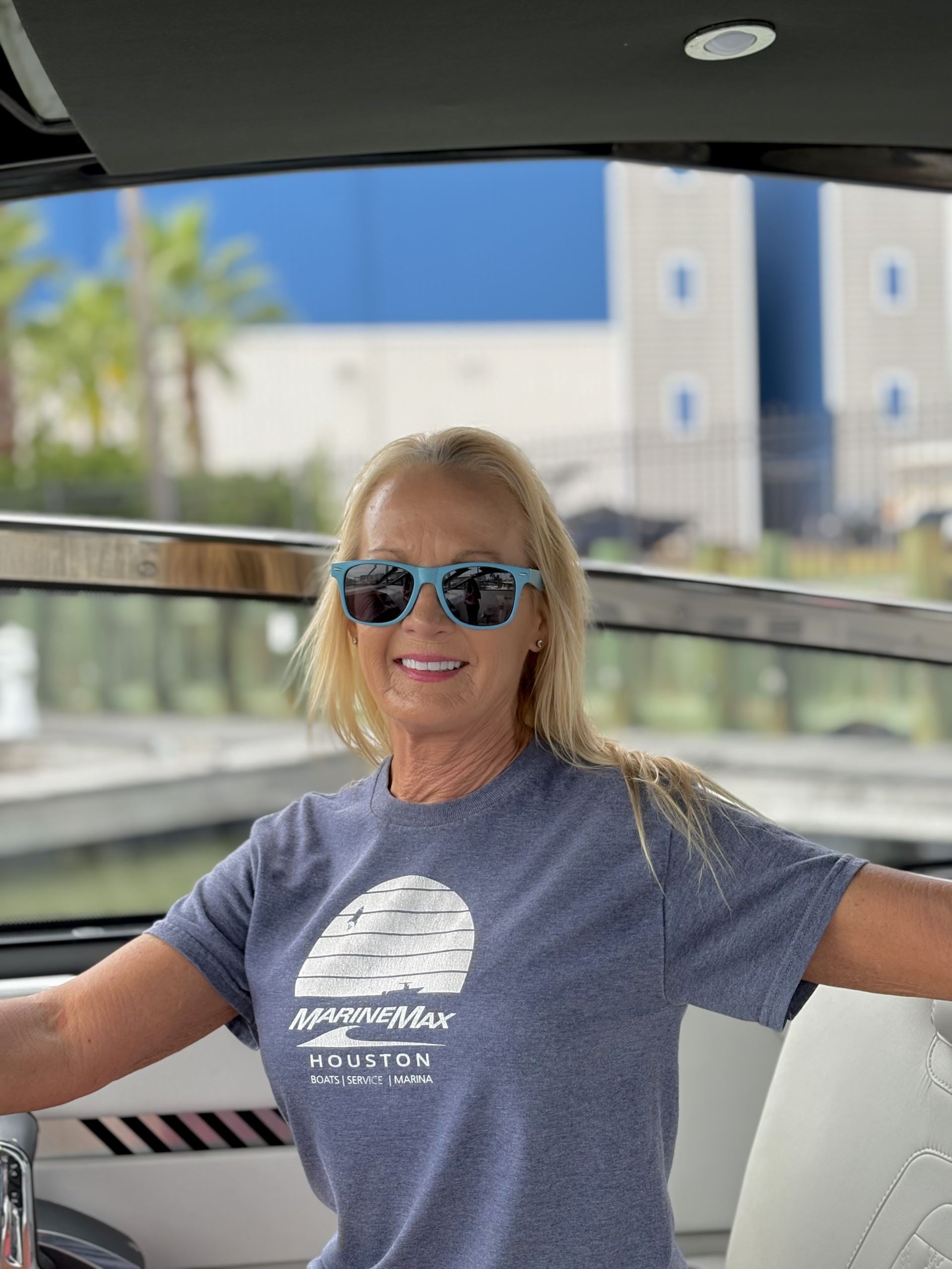 Headshot of Laci Holden