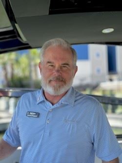 Headshot of Wayne Spradley