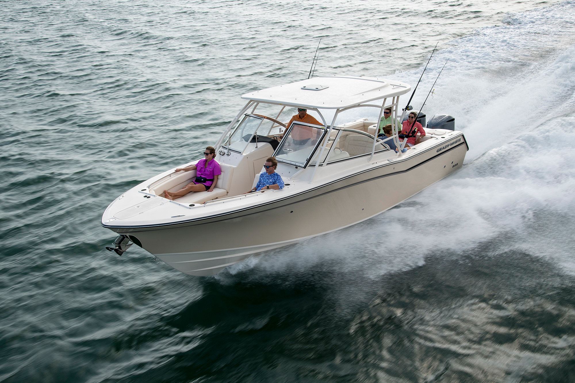 5 5872freedom 307 grady white 30 foot dual console 2401