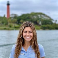 Headshot of Anna Grill