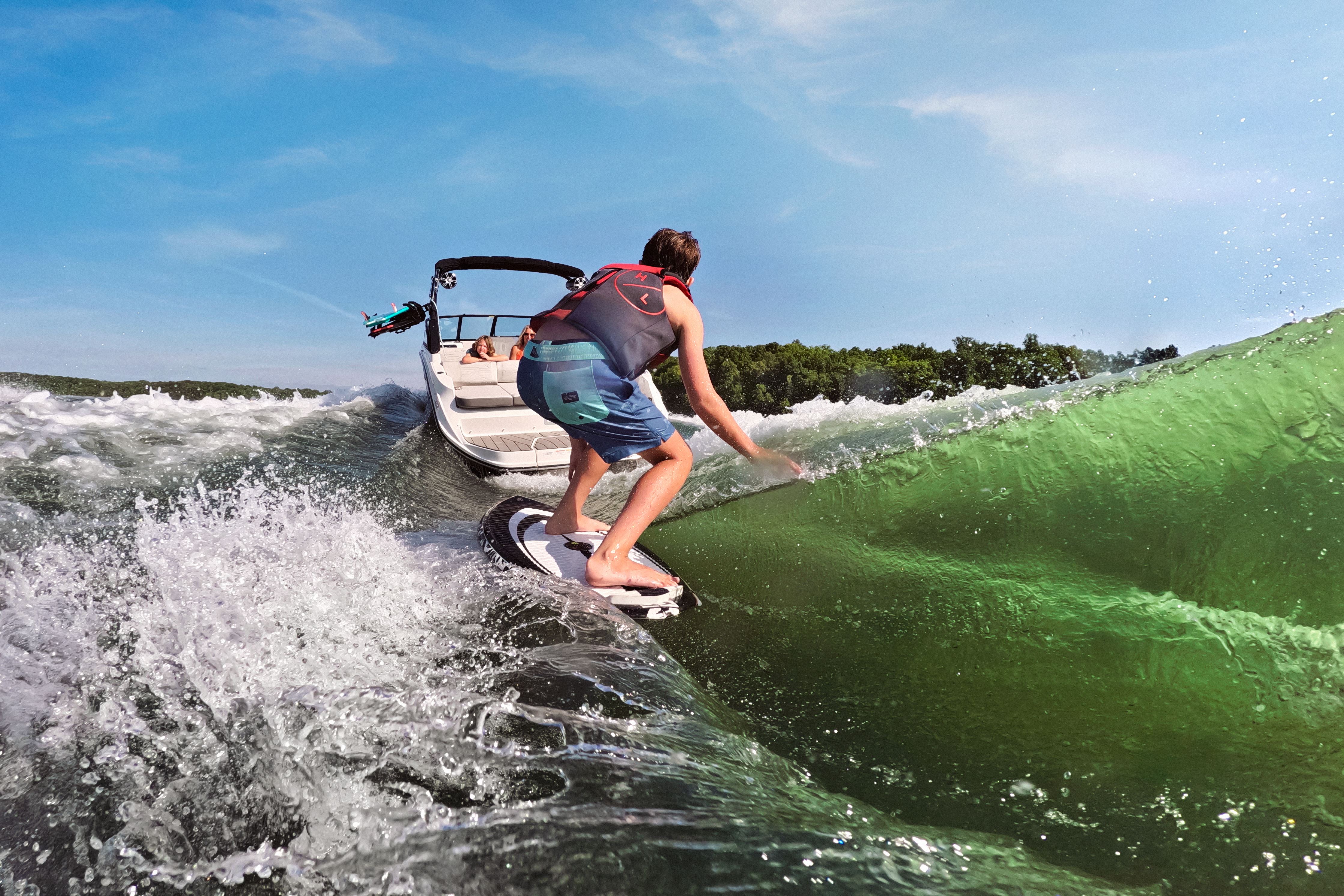 2026 sdx 230 surf sds230 lifestyle running stern family life jacket wakesurfing 00382