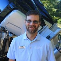 Headshot of Travis Dixon