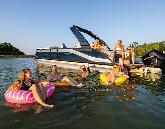 pontoons store 2