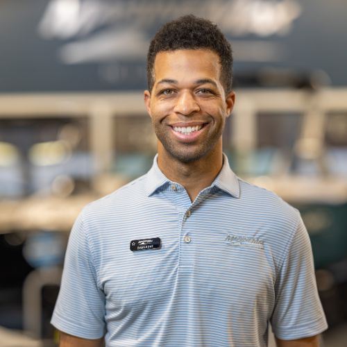 Headshot of Dan Lauer