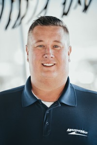 Headshot of Robert Stirling