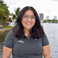 Headshot of Estefania Contreras