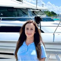 Headshot of Lina Lindsay