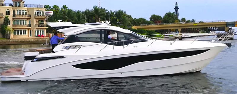 Boat on water - Galeon Press Reaction Video