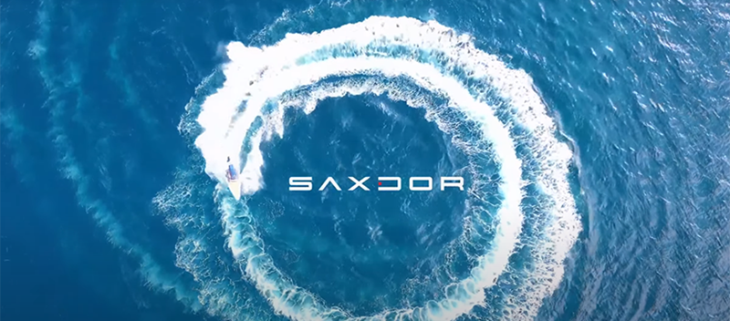 Saxdor 200 Sport running in a circle