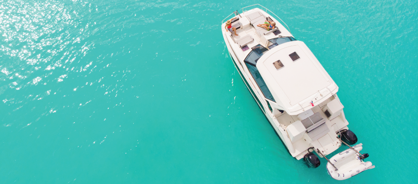 MarineMax 362 out on the water in Abaco Bahamas