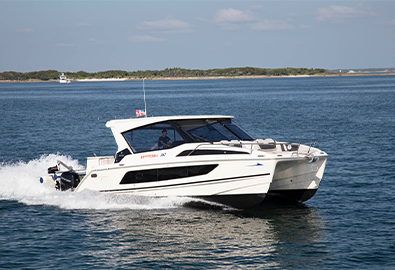 MarineMax Vacations 362 power catamaran from Aquila