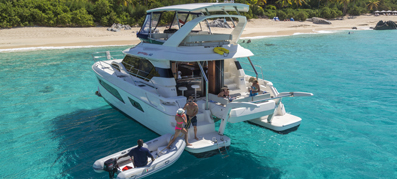 MarineMax 443 with people on boat