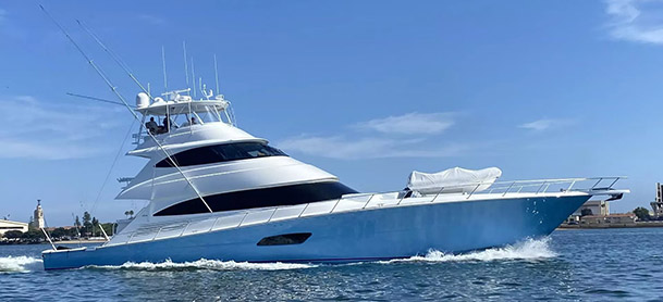 MarineMax Yachts Sells Viking 92 Skybridge