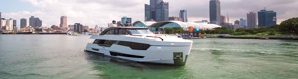 Ocean Alexander 90R Megayacht