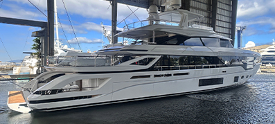 Azimut 38 Metri Trideck preparing for delivery 