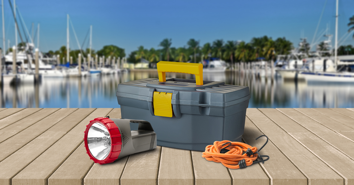 Items to Have in Your Emergency Boating Kit