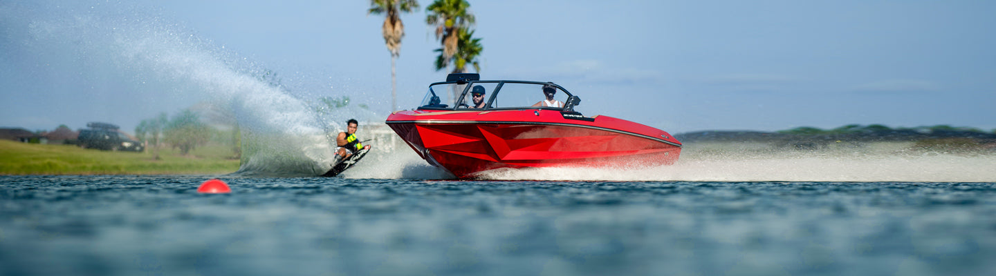 How to Choose the Right Wake-Sport Boat