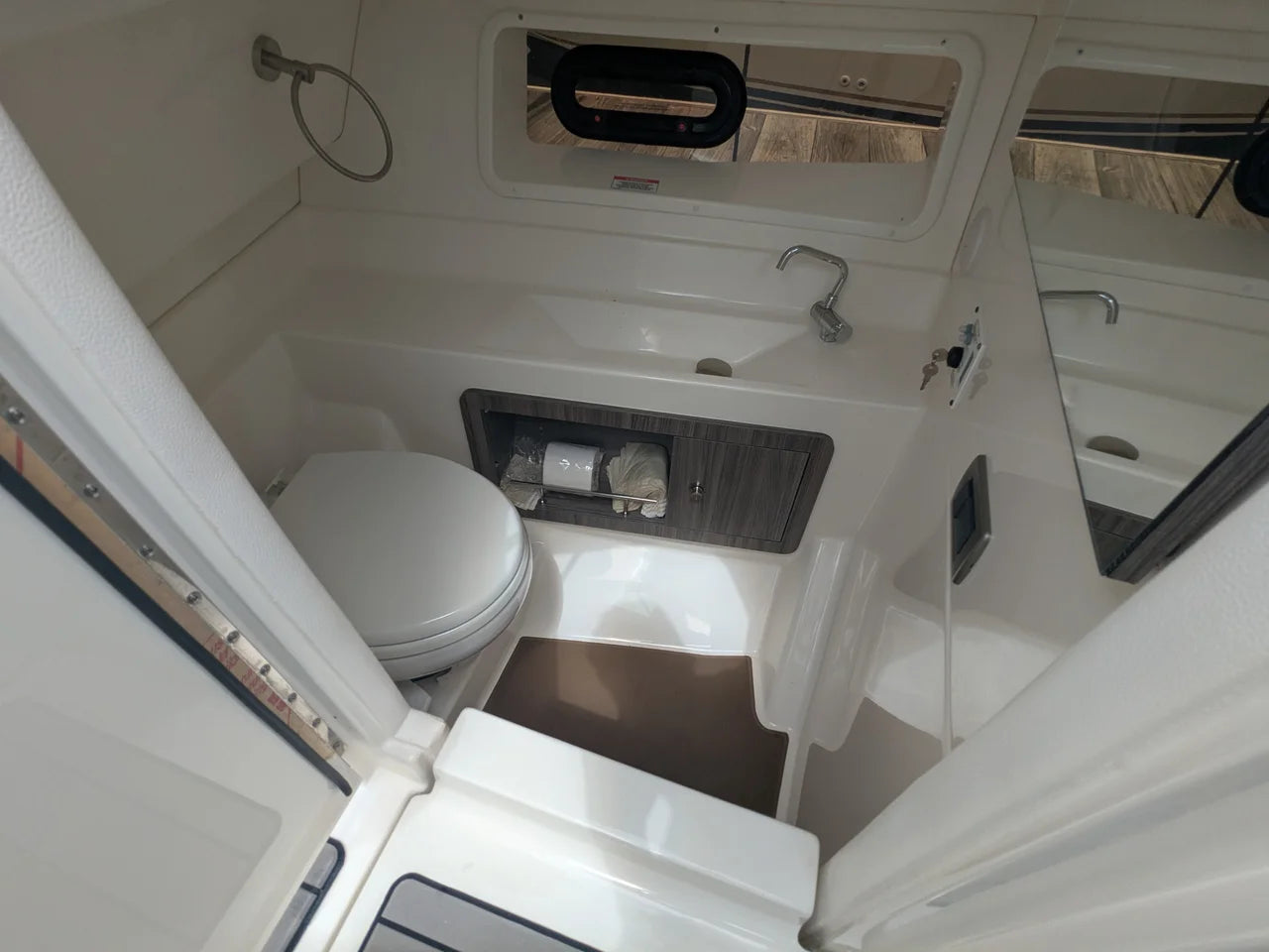 2023 Sea Ray 350 SLX OB 34.0 feet, Grasonville, MD #28