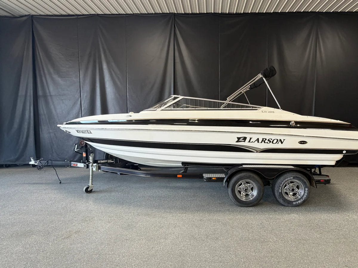 2005 Larson 228 LXI 22.0 feet, Nisswa, Minnesota #1