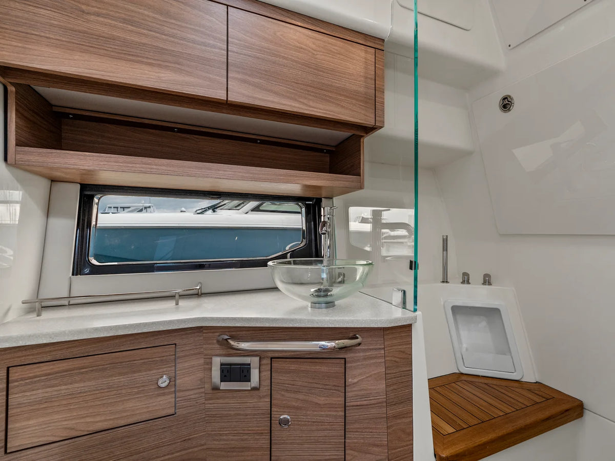 2026 Boston Whaler 365 Conquest 36.0 feet, Quincy, MA #44