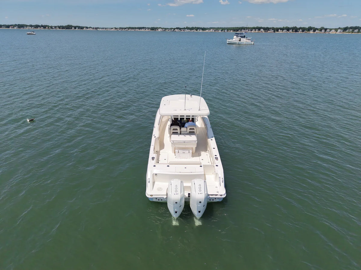 2026 Boston Whaler 330 Outrage 33.0 feet, Westbrook, Connecticut #18